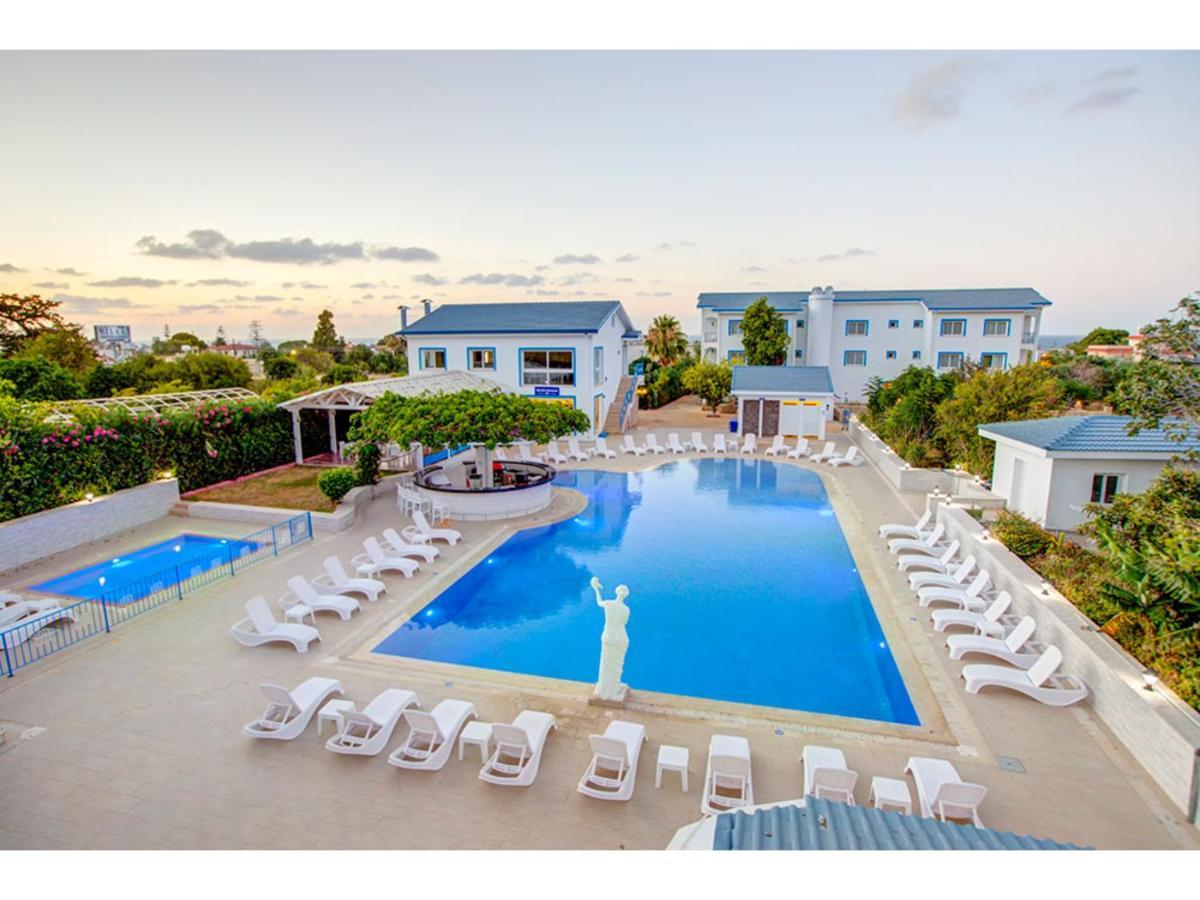 Queen Aphrodite Hotel Karpasa エクステリア 写真