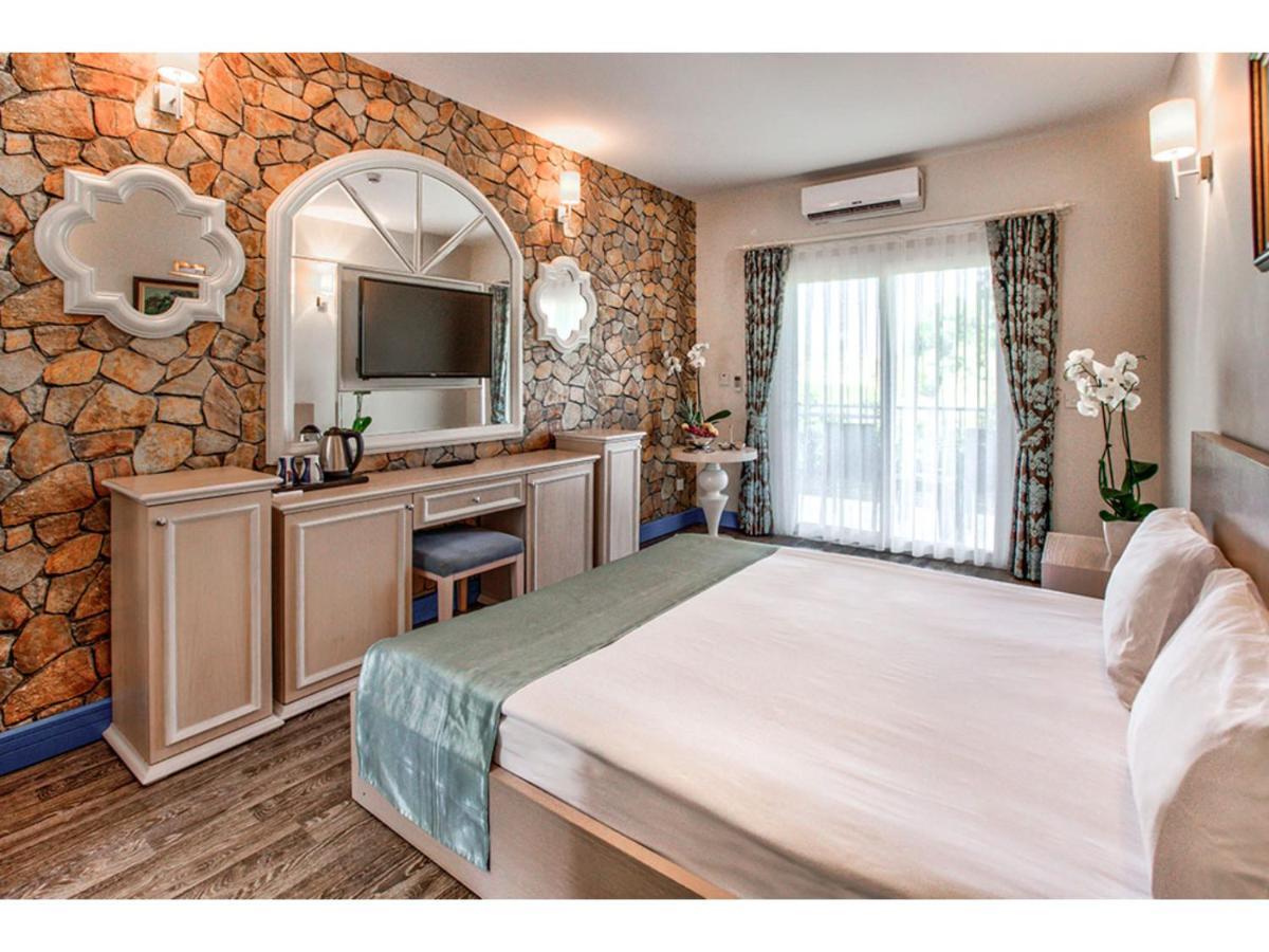 Queen Aphrodite Hotel Karpasa エクステリア 写真