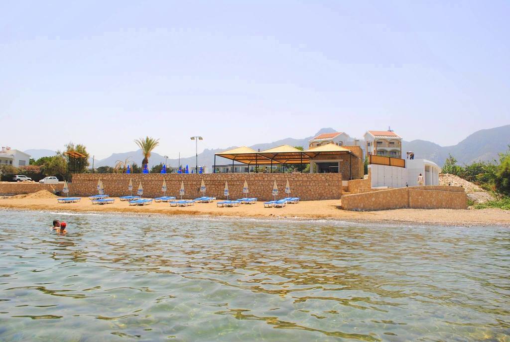 Queen Aphrodite Hotel Karpasa エクステリア 写真
